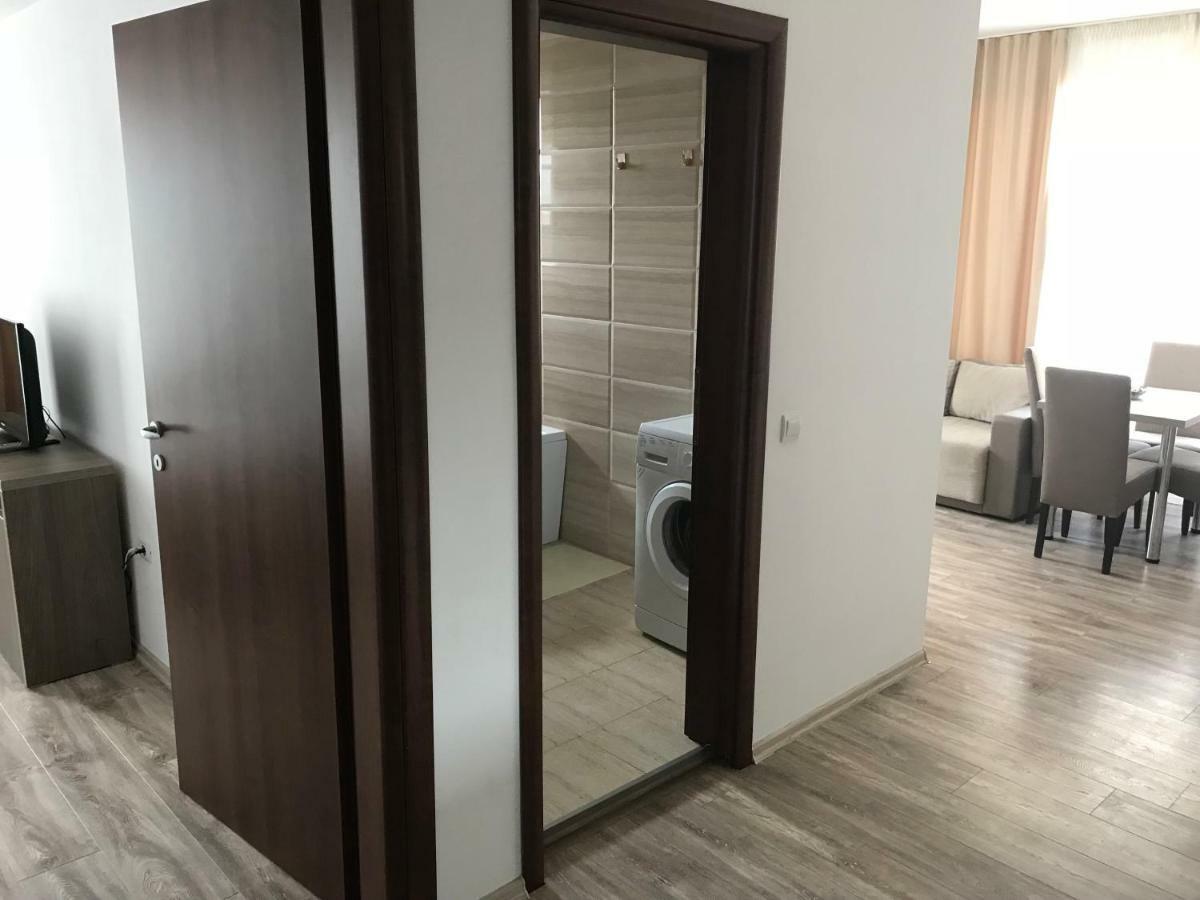 Summerland Mamaia
